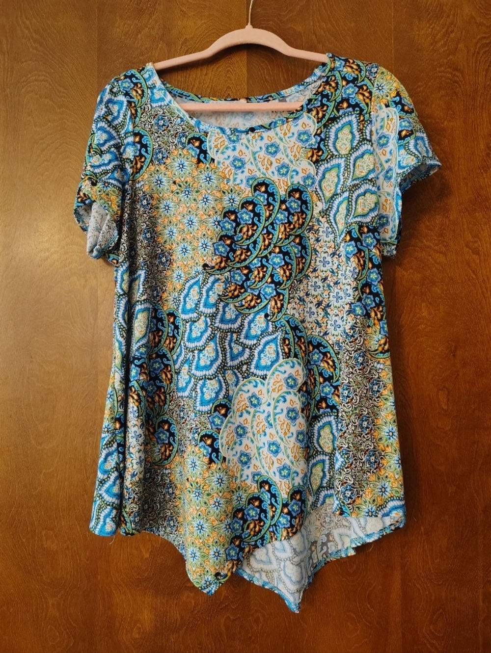 Star Vixen Blue Multi Paisley Short Sleeve Tee Woman's Plus 1x